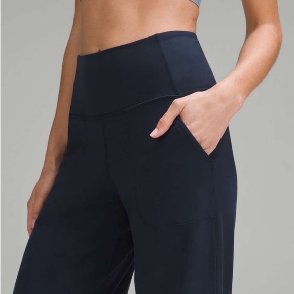 Lululemon Align HR Wide Leg Pant - Picture 3 of 6